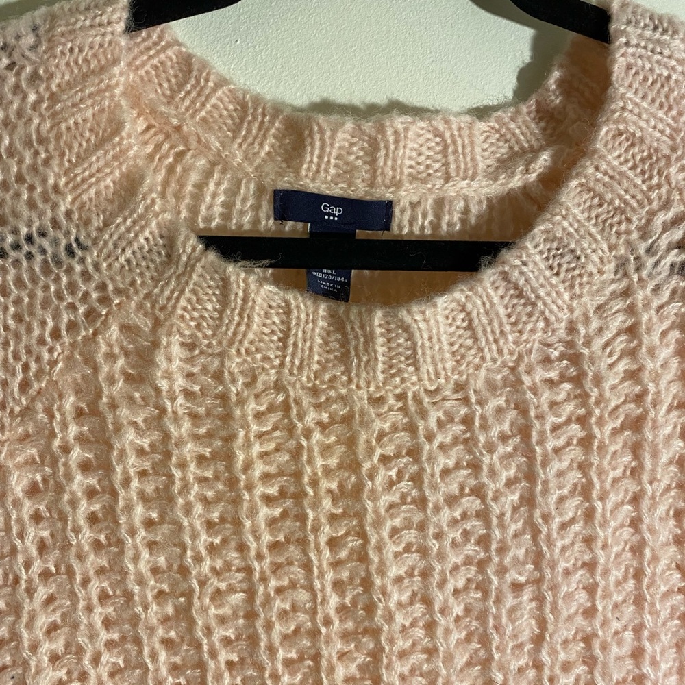 Gap Women's Pink Sweater
